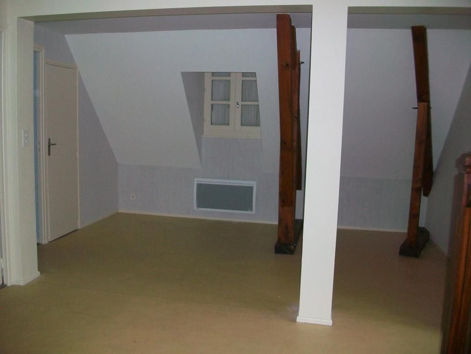 Appartement à louer, 54m², Mur-de-Barrez
