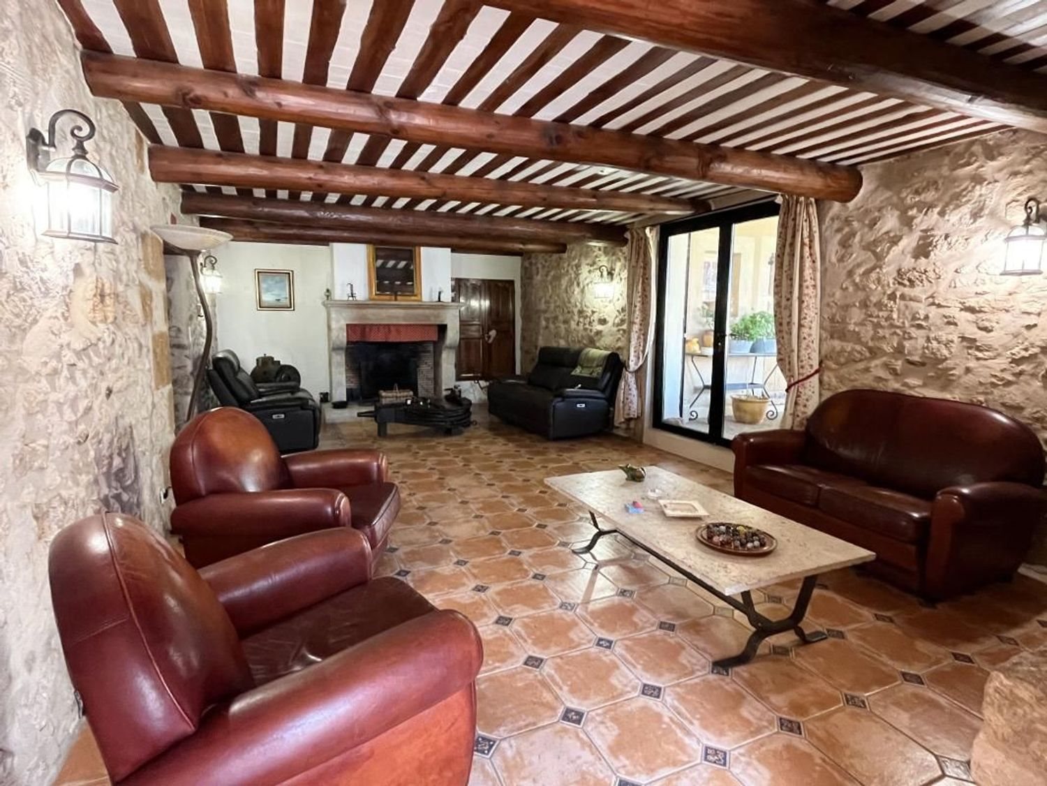 Maison à vendre, 260m², L'Isle-sur-la-Sorgue