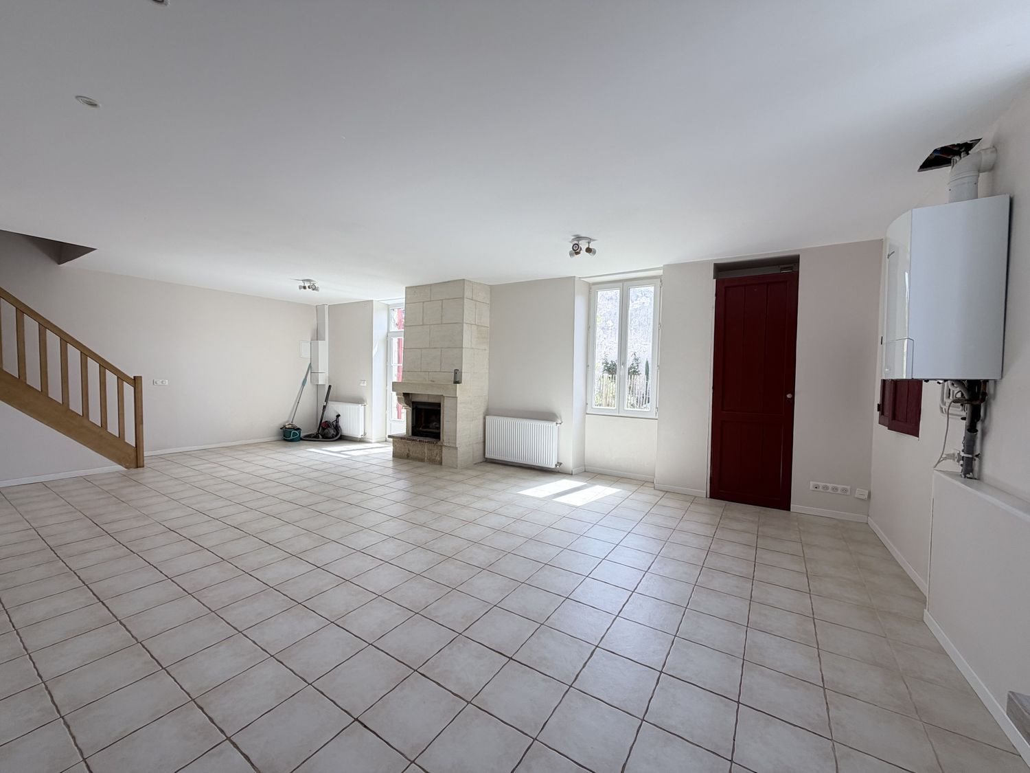 Maison à louer, 88m², Preignac