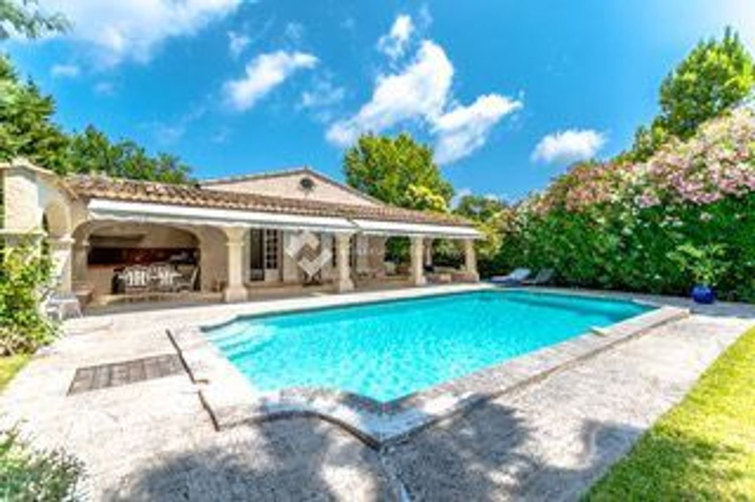 Maison à louer, 180m², Gassin