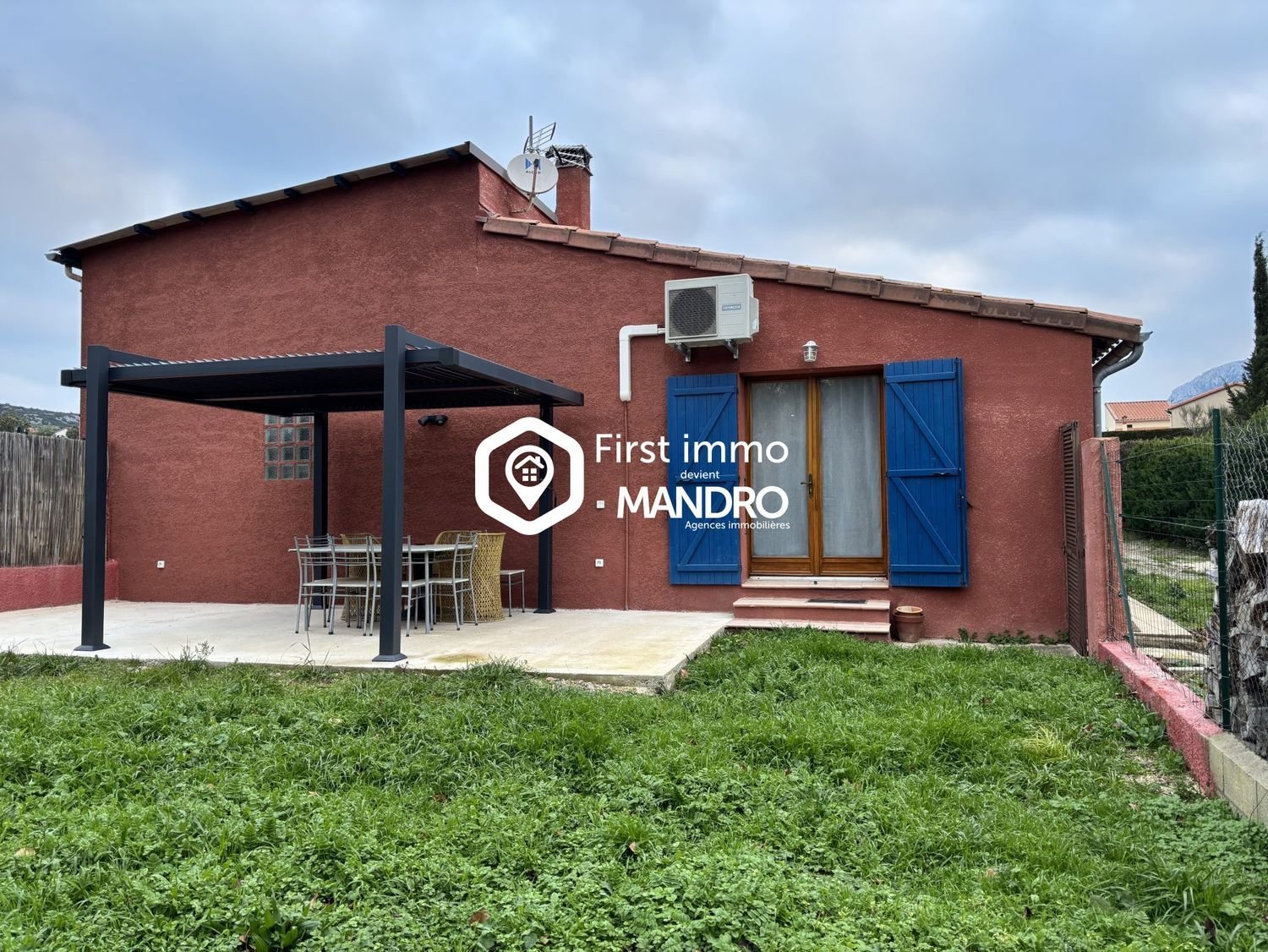 Maison à louer, 73m², Tautavel