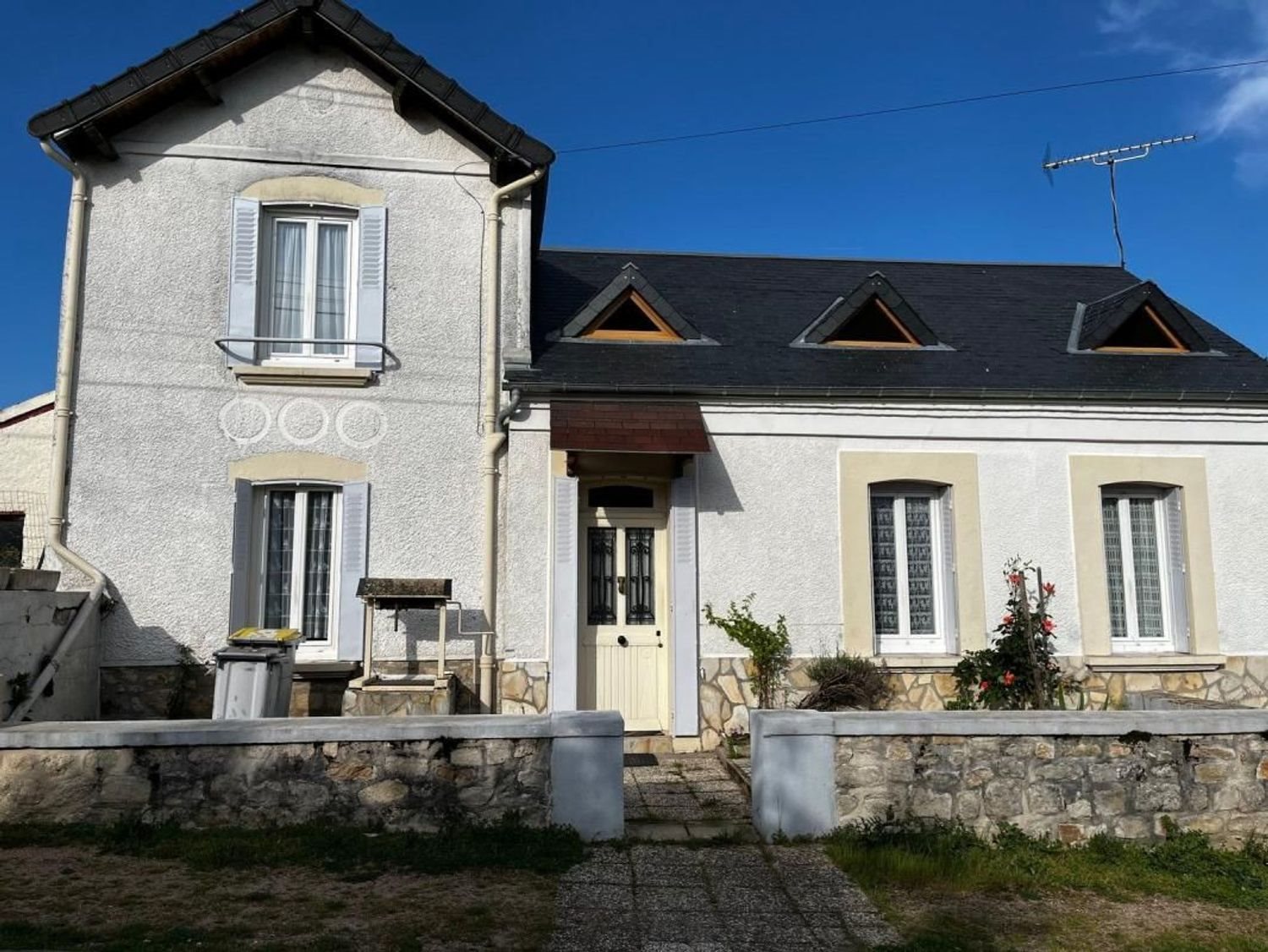 Maison à vendre, 123m², Bézenet