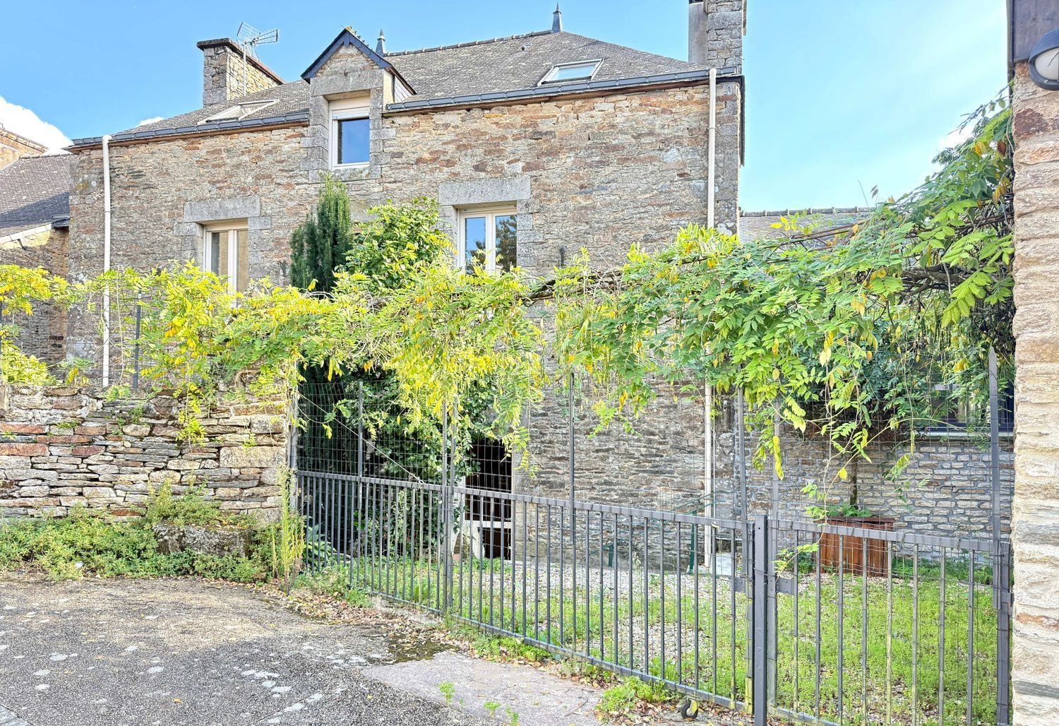 Maison à vendre, 220m², Sérent