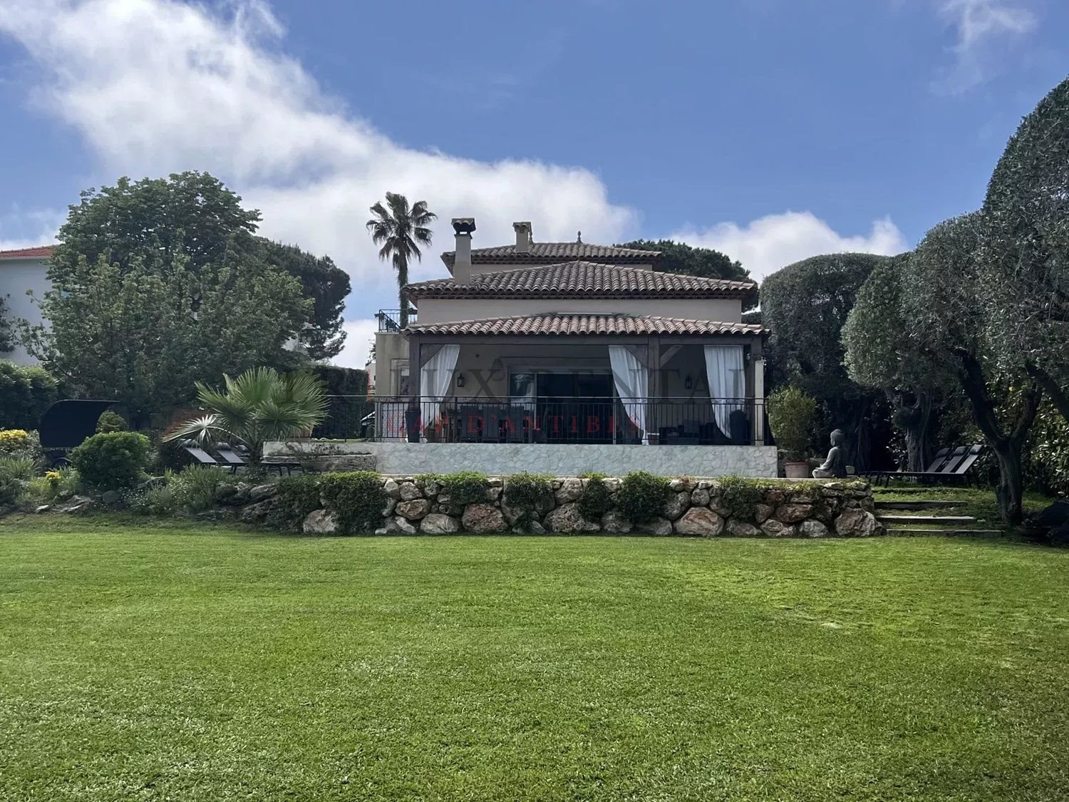 Maison à louer, 250m², Antibes