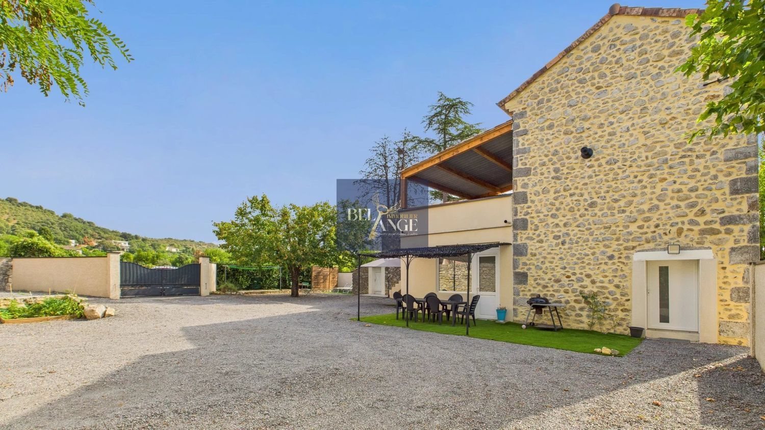 Maison à vendre, 190m², Vallon-Pont-d'Arc