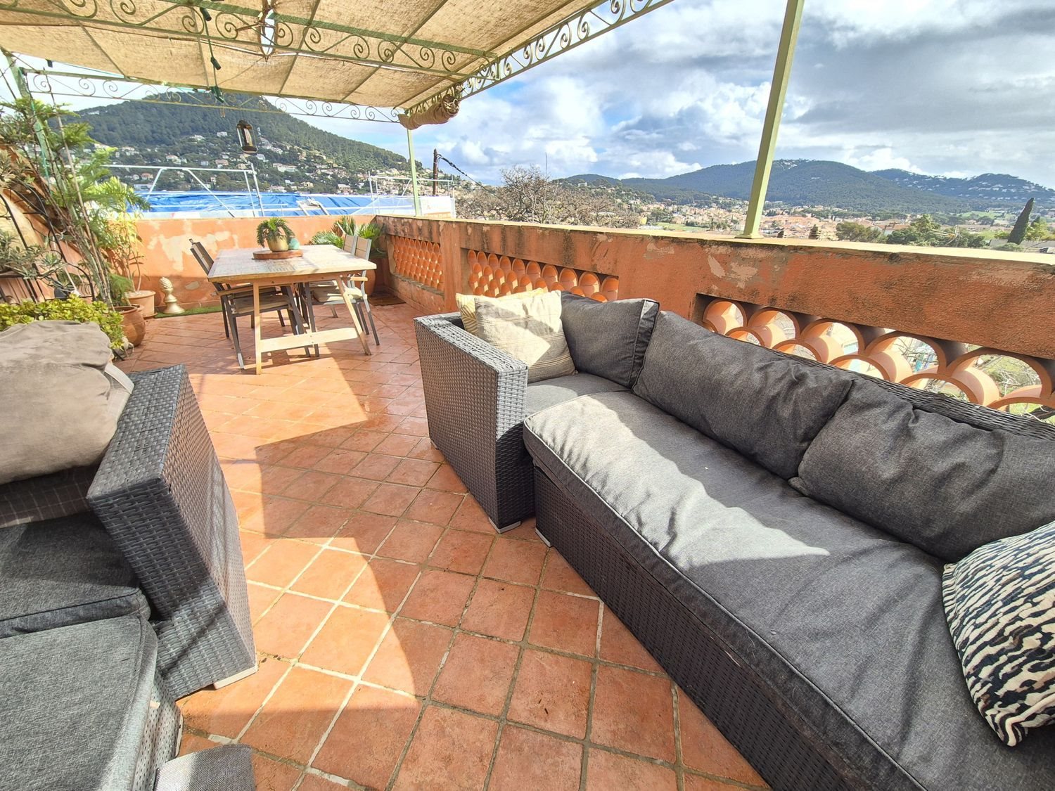 Maison à vendre, 140m², Carqueiranne