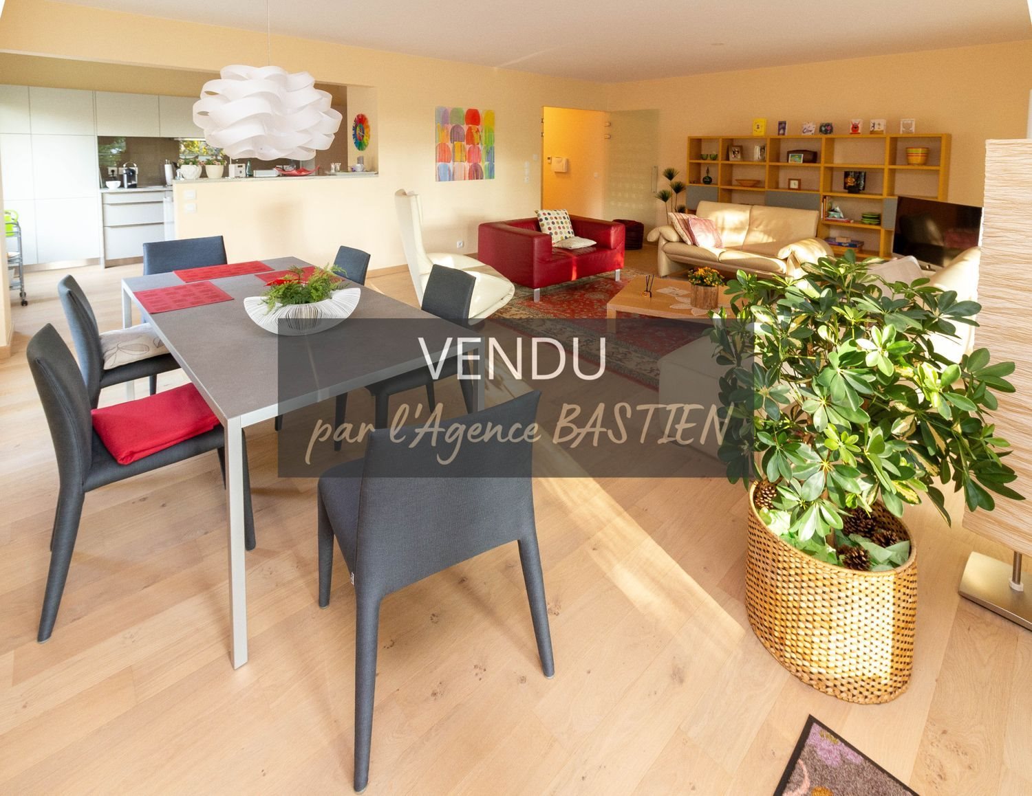 Appartement à vendre, 121m², Divonne-les-Bains