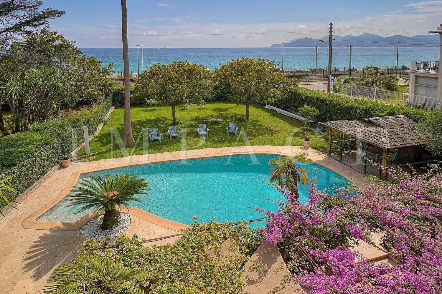 Maison à louer, 250m², Cannes