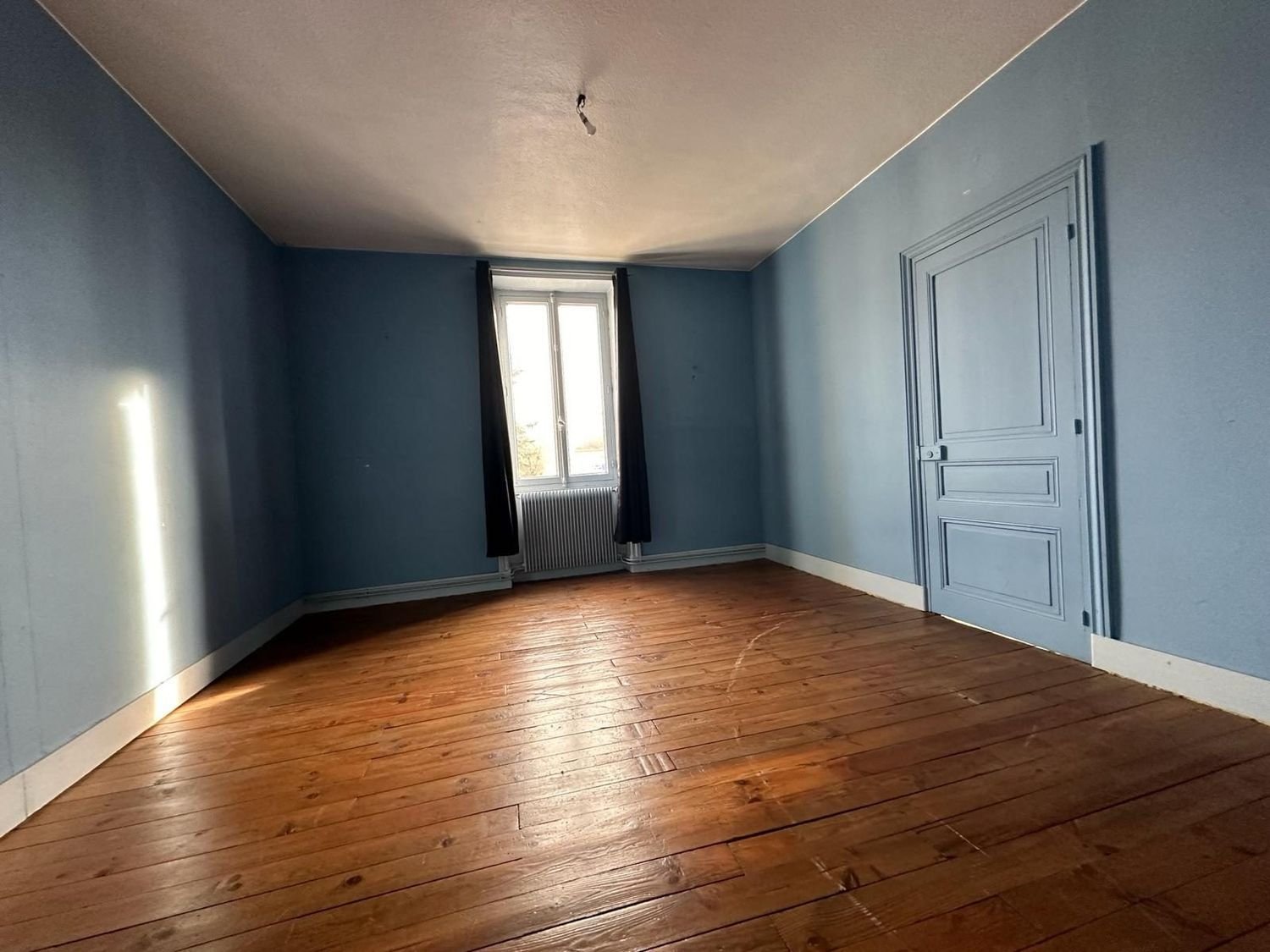 Maison à vendre, 220m², Saint-Nizier-sous-Charlieu