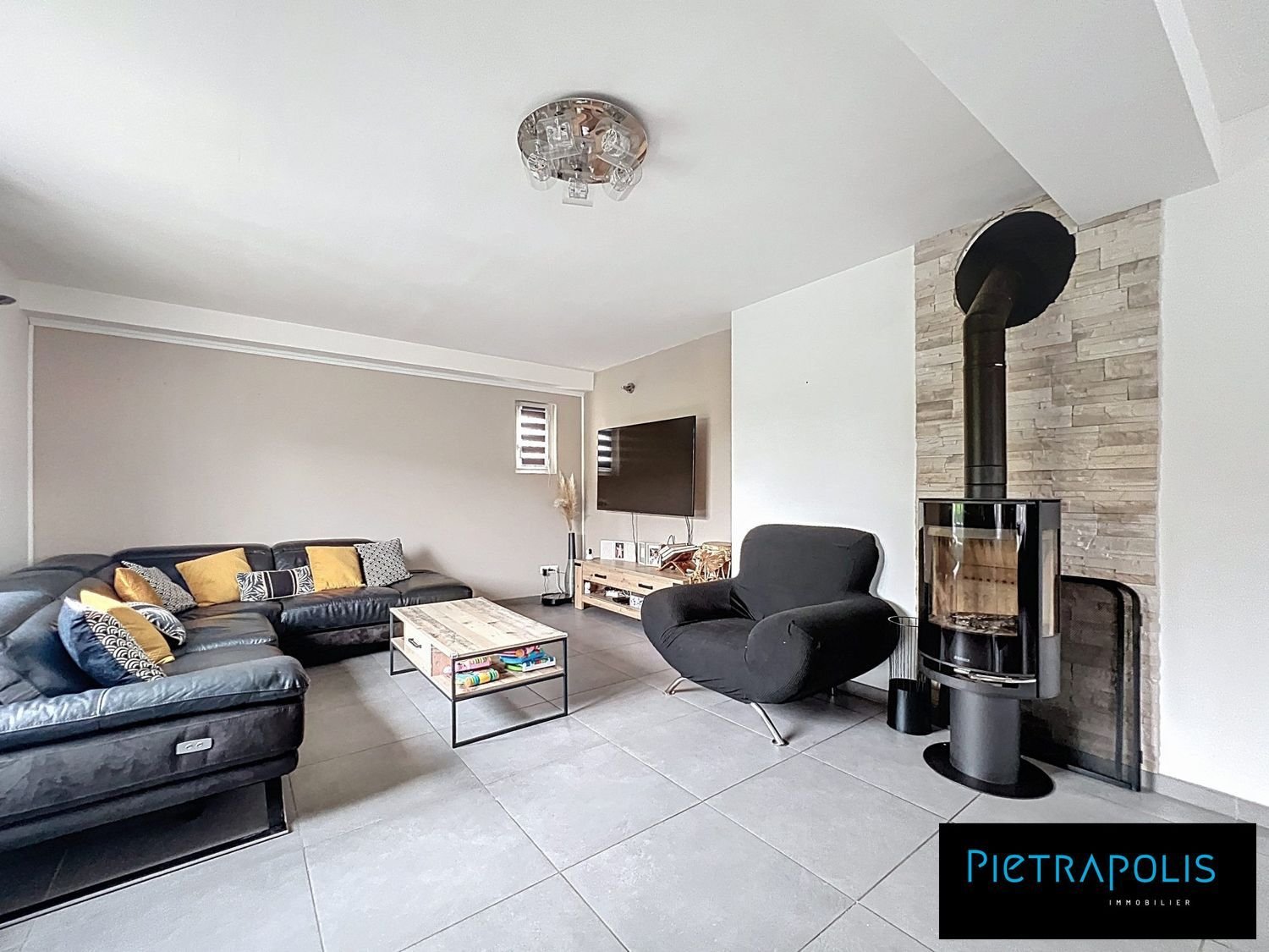 Maison à vendre, 193m², Reyrieux