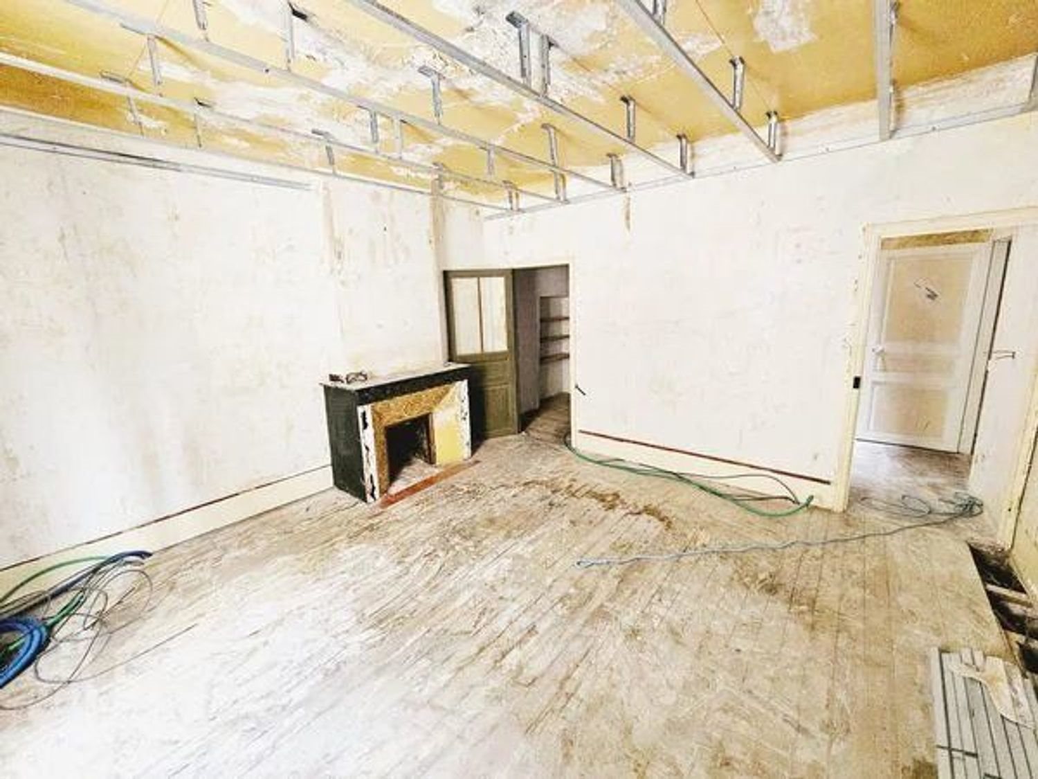 Maison à vendre, 11m², Quillan