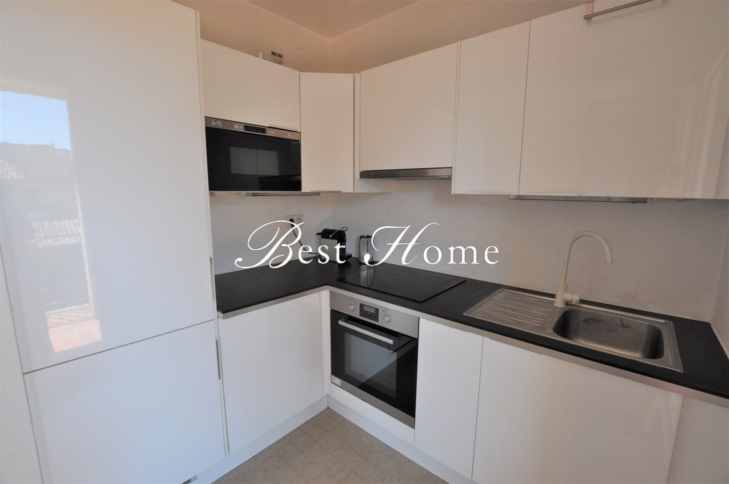Appartement à vendre, 28m², Nîmes