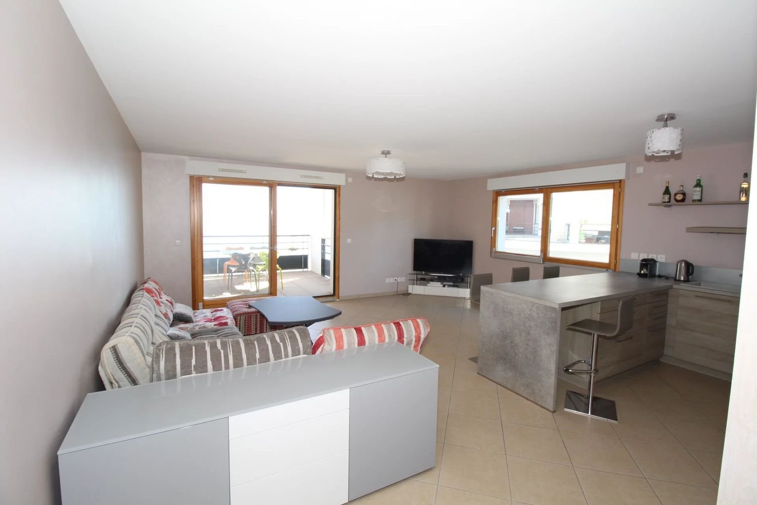 Appartement à vendre, 71m², Publier