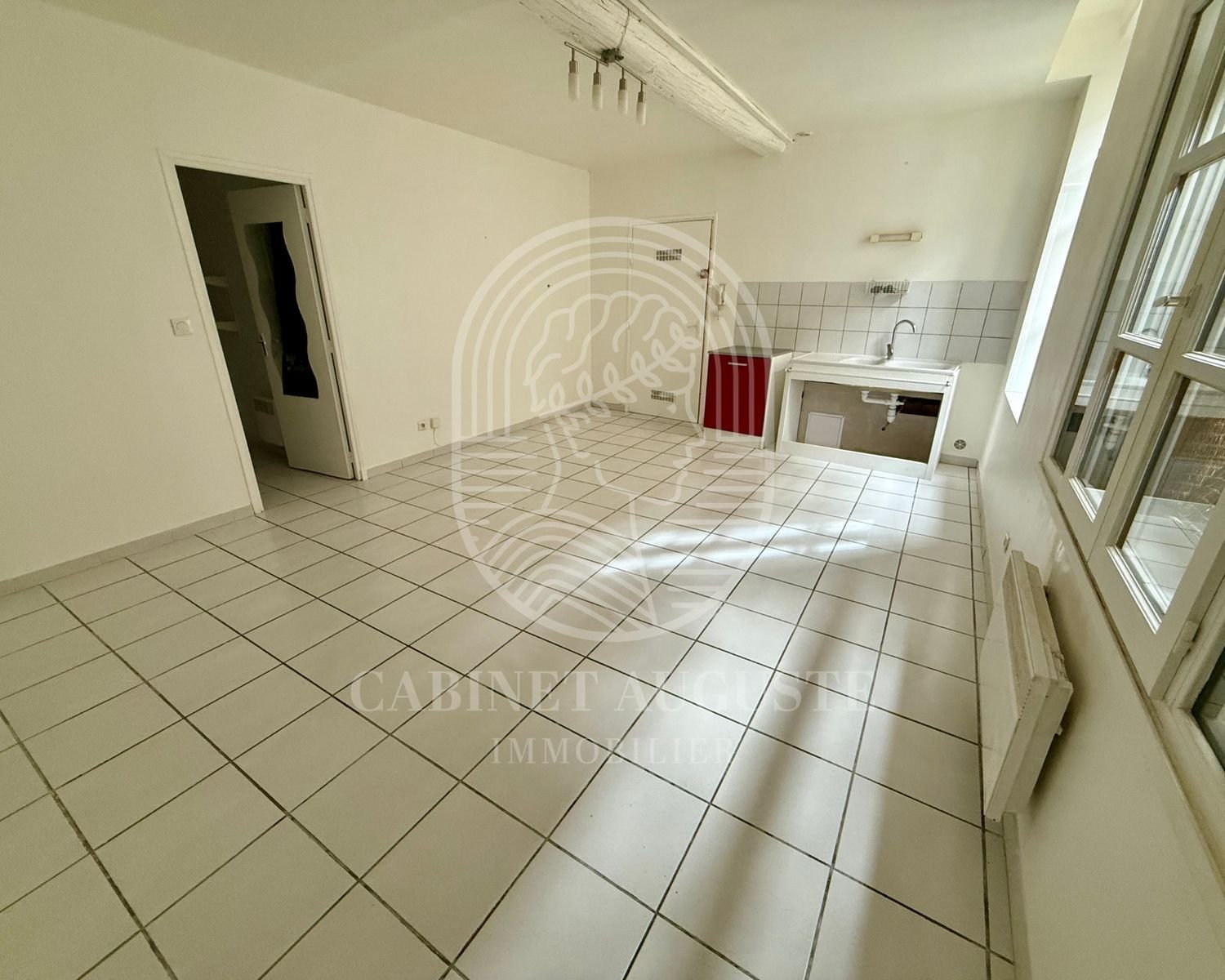 Appartement à louer, 28m², Nîmes