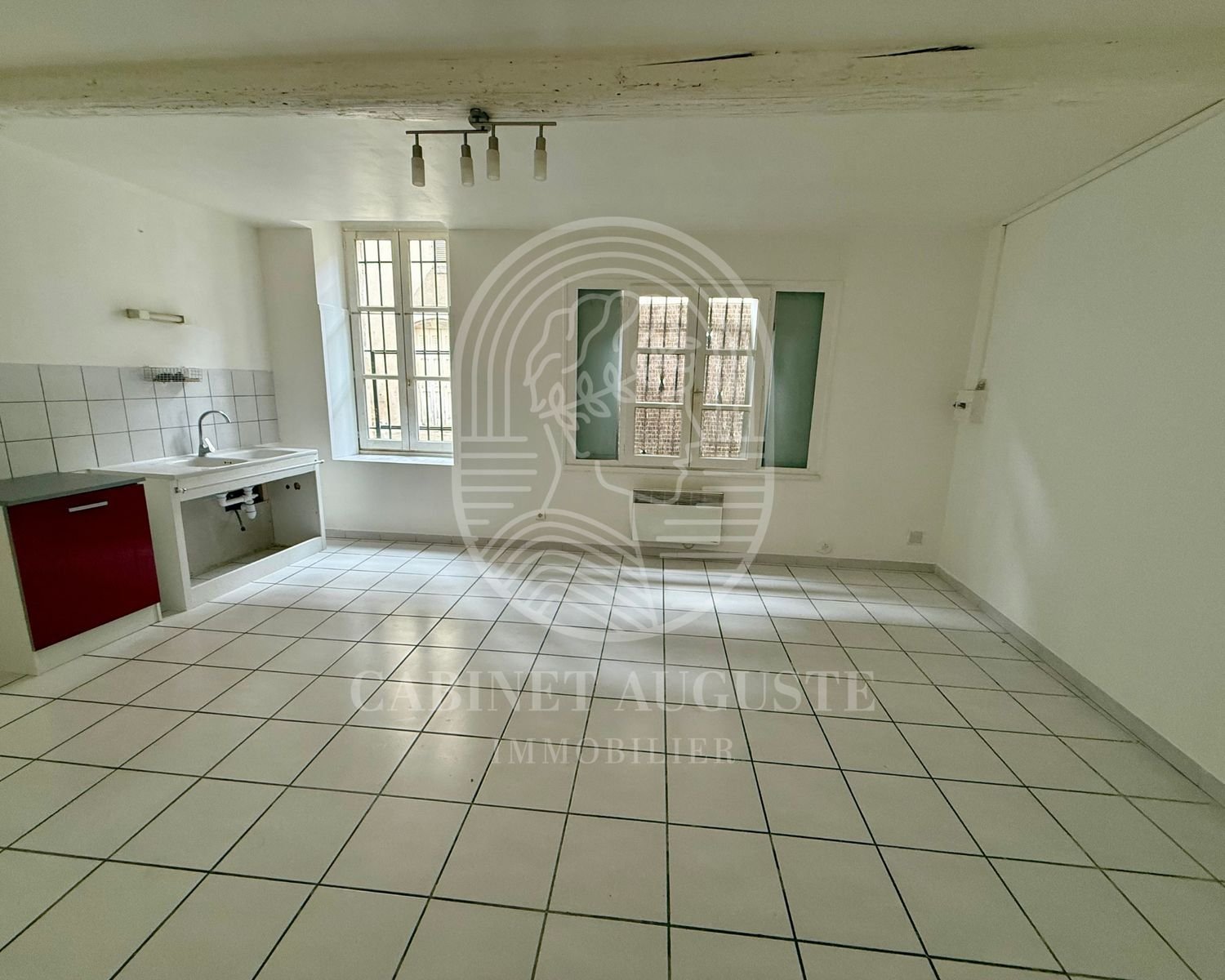 Appartement à louer, 28m², Nîmes