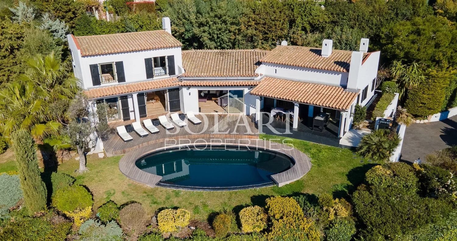 Maison à louer, 250m², Mandelieu-la-Napoule