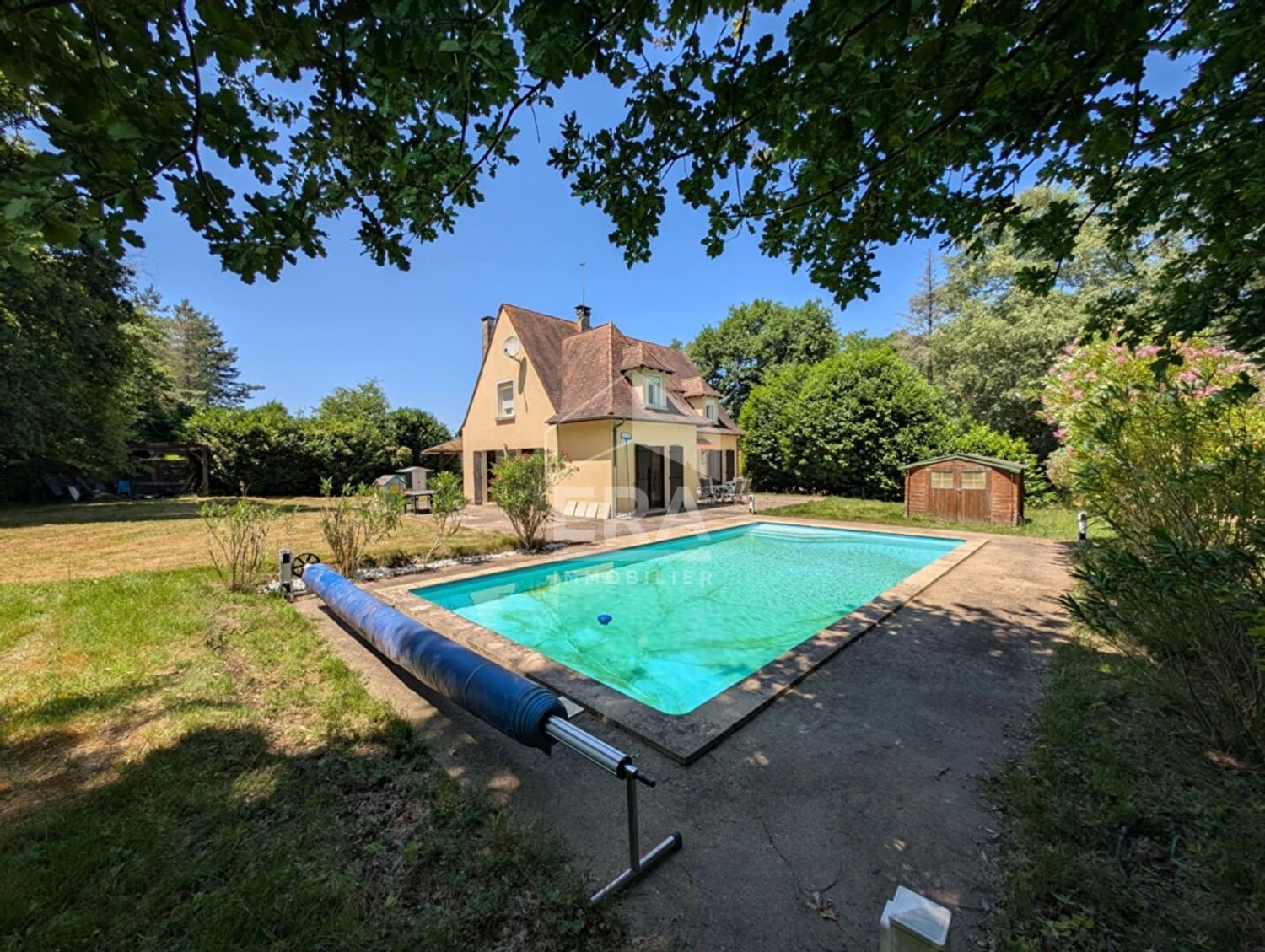 Maison à vendre, 120m², Saint-Martial-d'Artenset