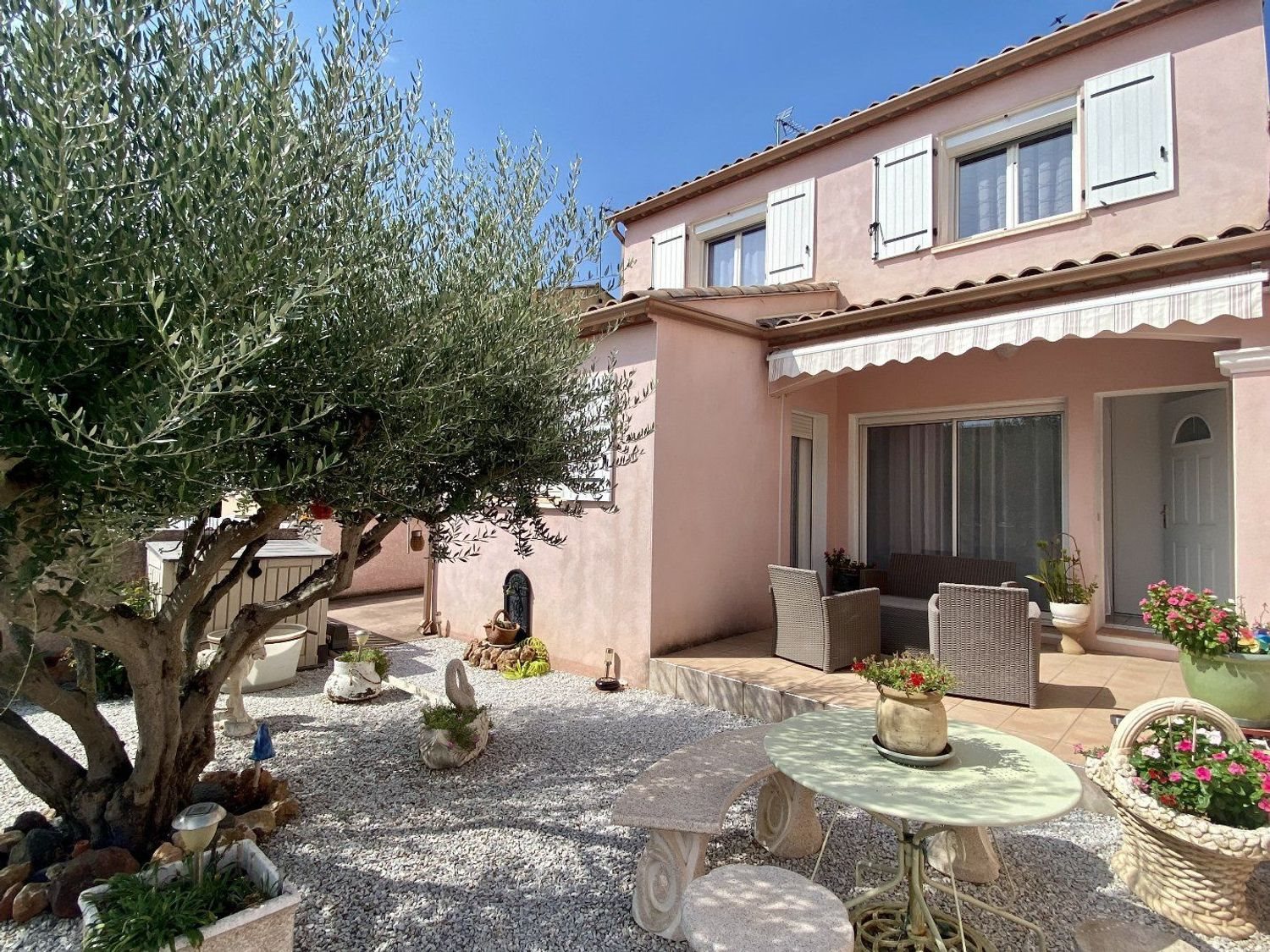 Maison à vendre, 108m², Vias