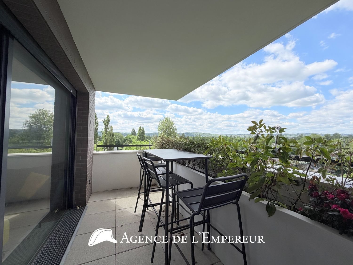 Appartement à louer, 67m², Nanterre