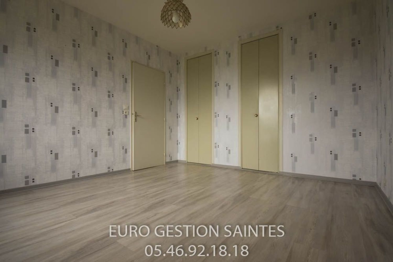 Maison à louer, 82m², Saintes