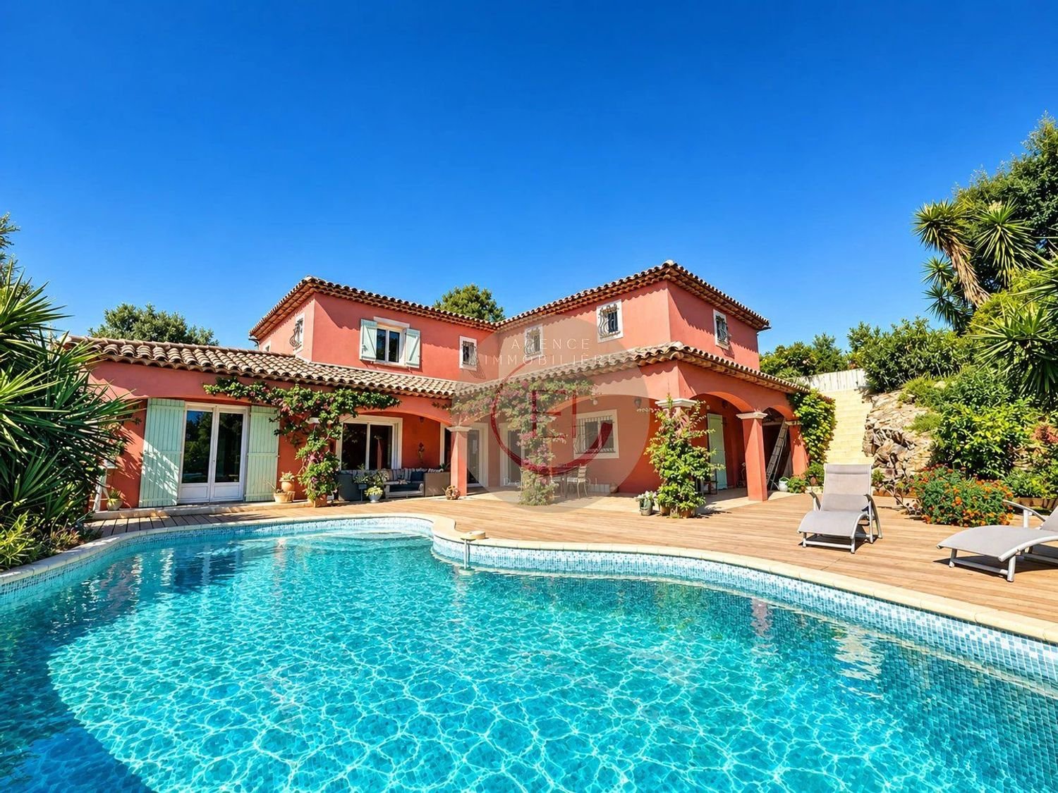 Maison à vendre, 237m², Les Adrets-de-l'Estérel