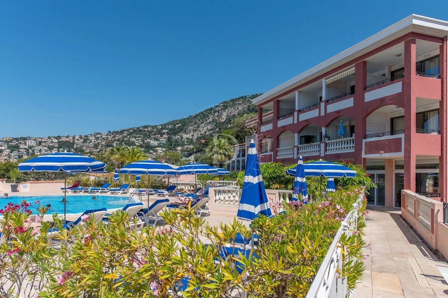 Appartement à louer, 35m², Villefranche-sur-Mer