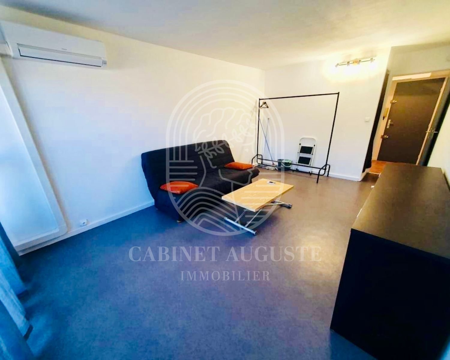 Appartement à louer, 24m², Nîmes