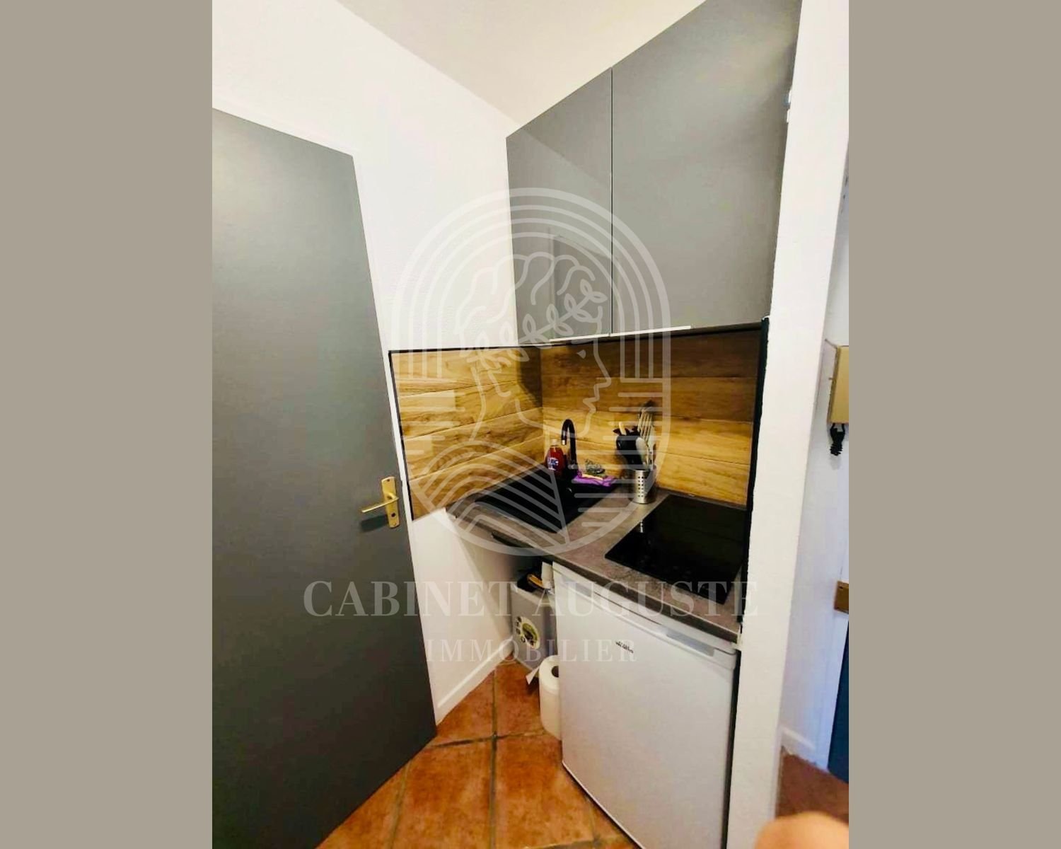 Appartement à louer, 24m², Nîmes