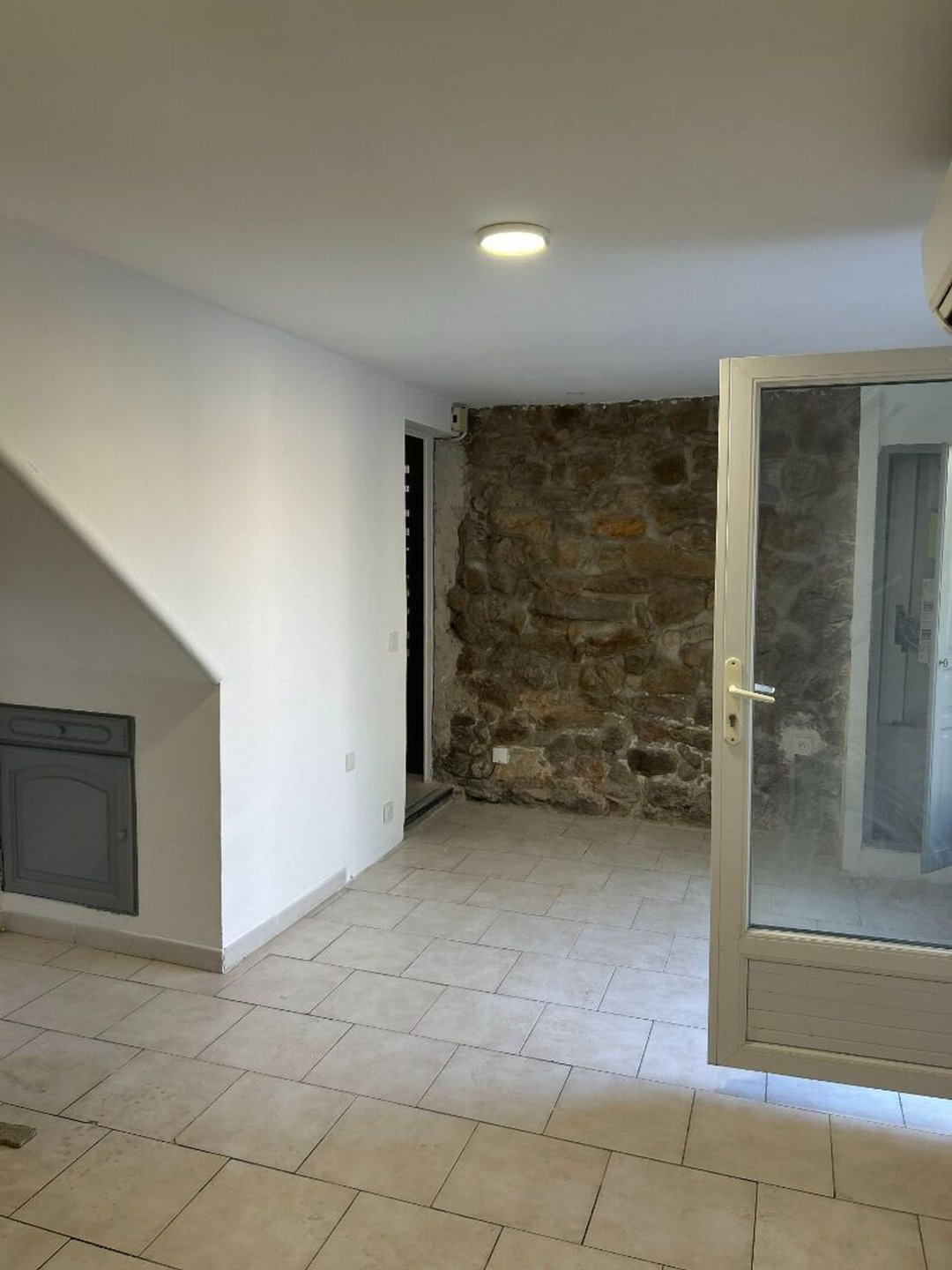Maison à louer, 53m², Pourcieux