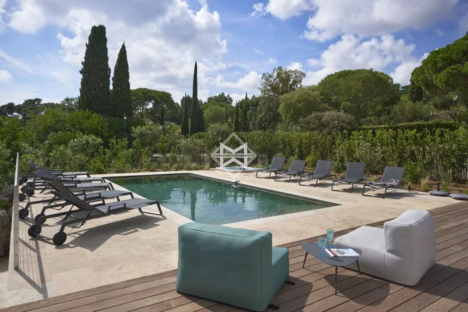 Maison à louer, 280m², La Croix-Valmer