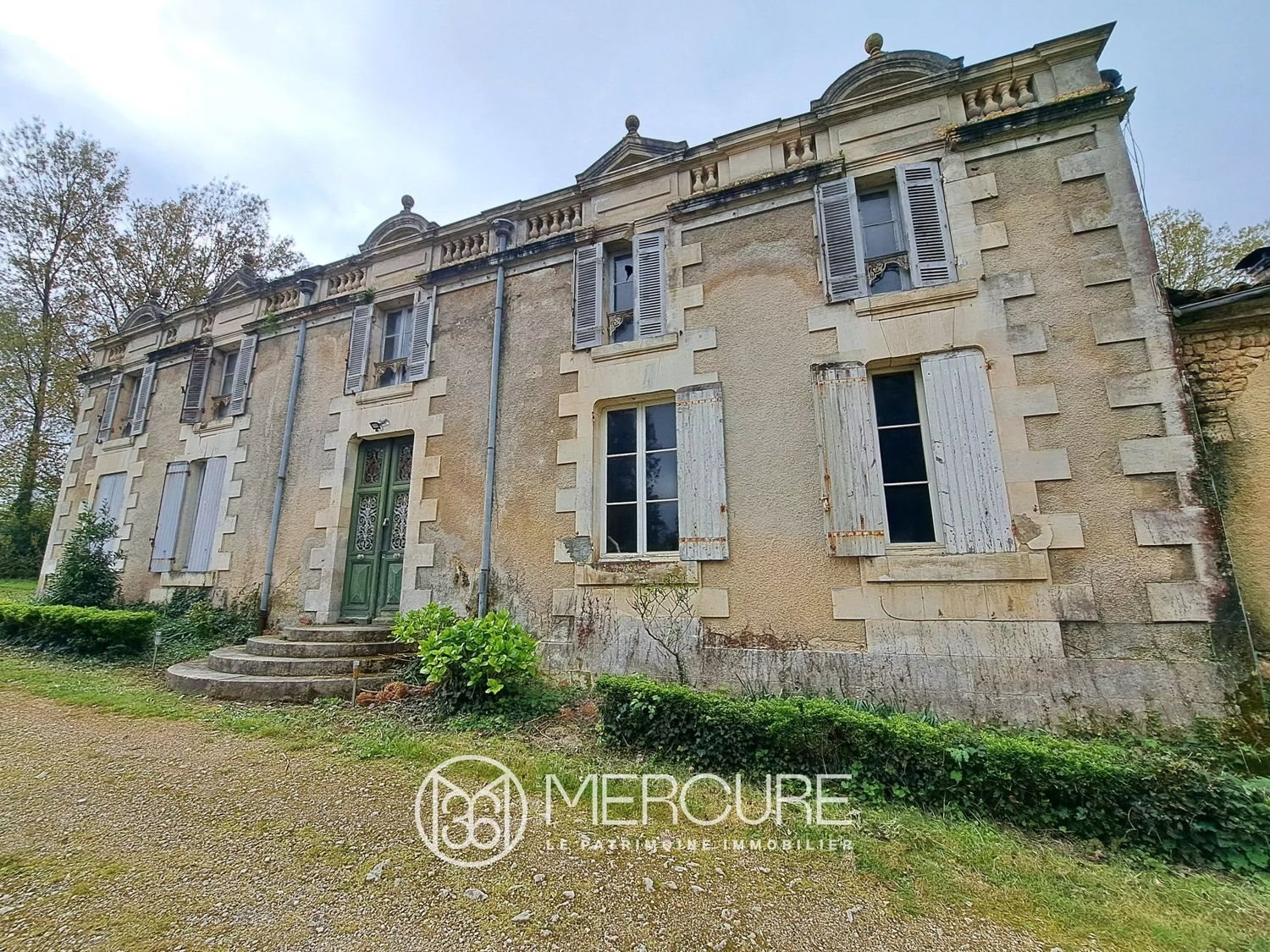 Maison à vendre, 662m², Brizambourg