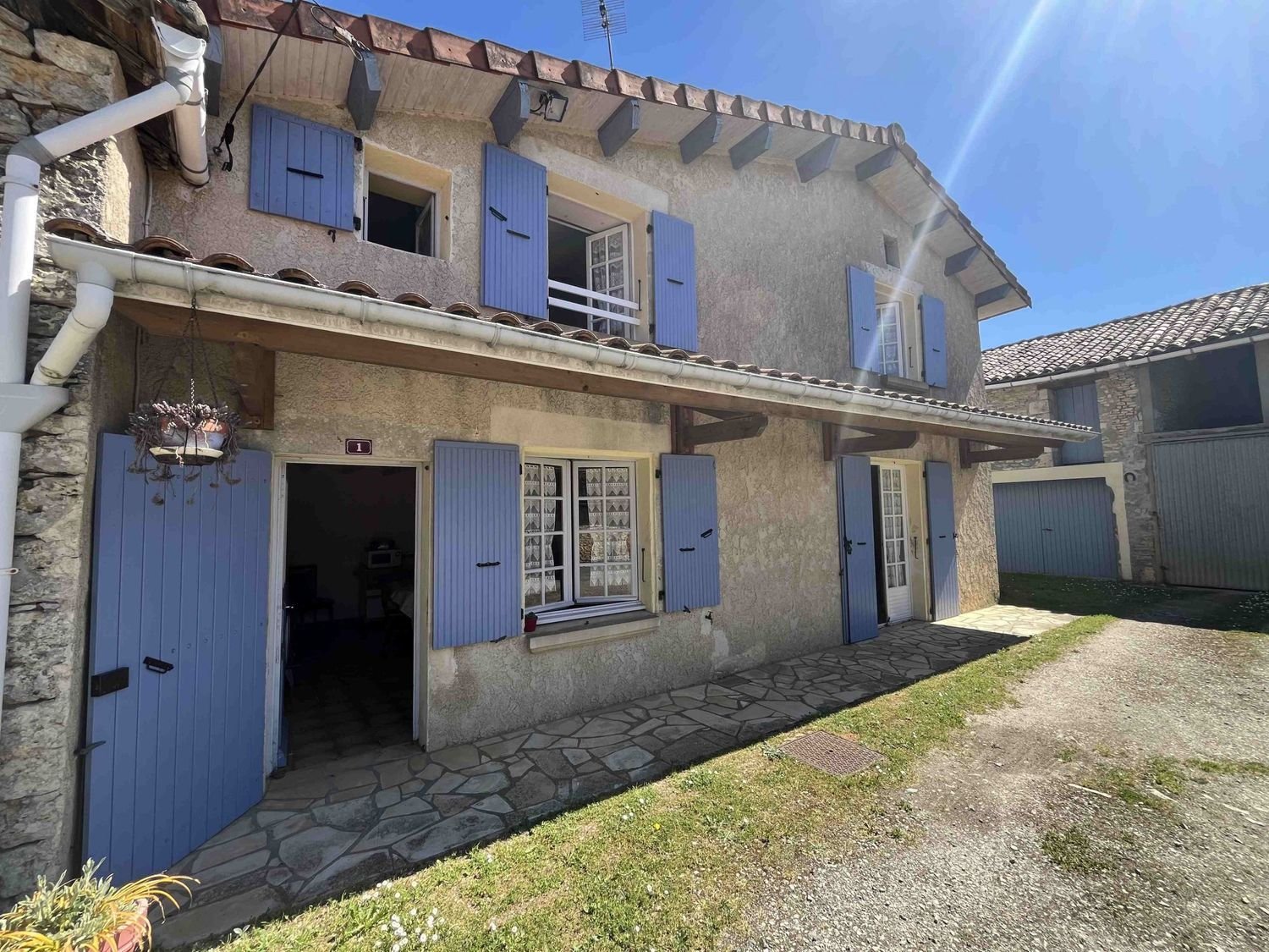 Maison à vendre, 74m², Chasseneuil-sur-Bonnieure