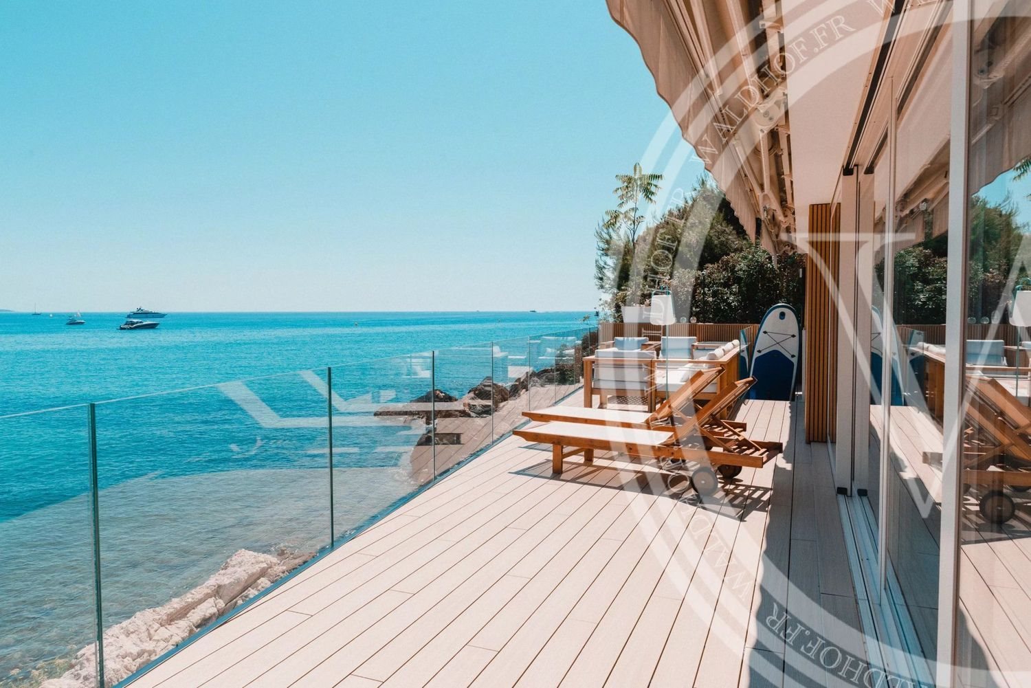 Maison à louer, 400m², Roquebrune-Cap-Martin