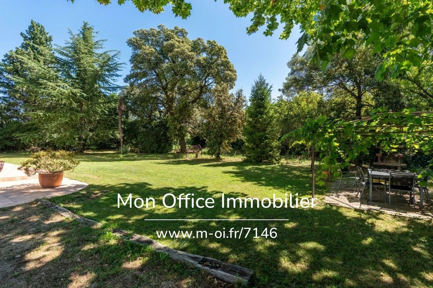 Maison à vendre, 268m², Eyguières