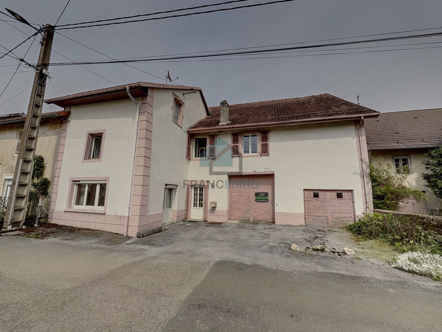 Maison à vendre, 113m², Montécheroux