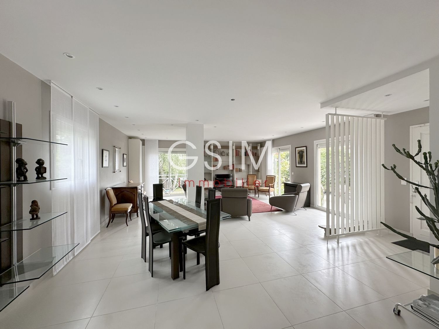 Maison à louer, 193m², Garches