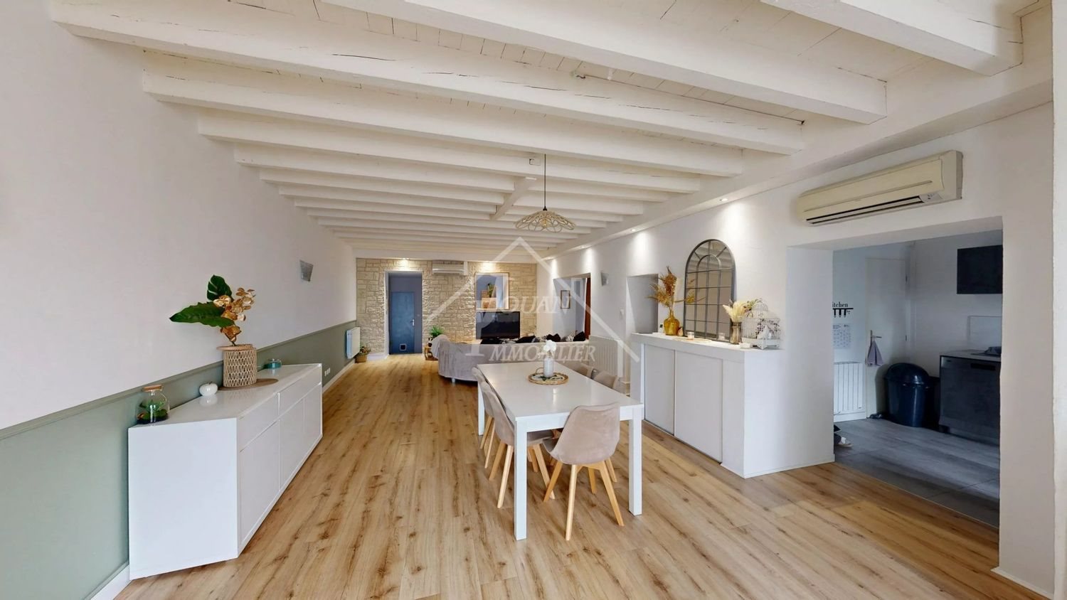 Maison à vendre, 199m², Creuzier-le-Vieux
