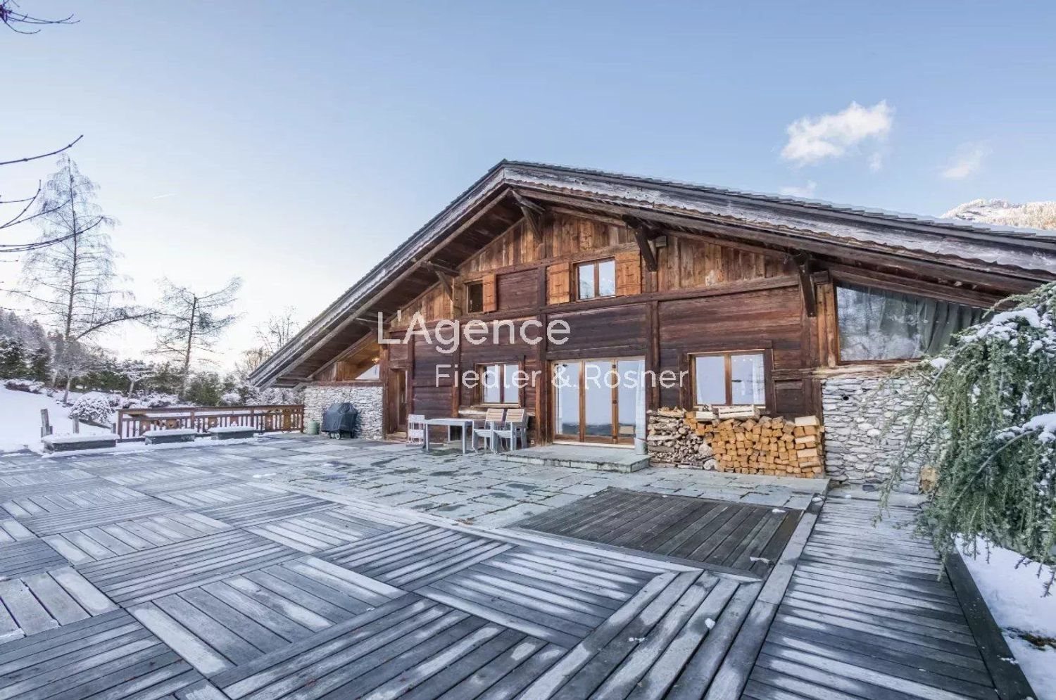Maison à louer, 602m², Megève