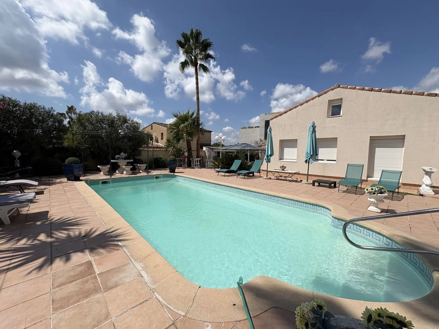 Maison à louer, 250m², Mougins