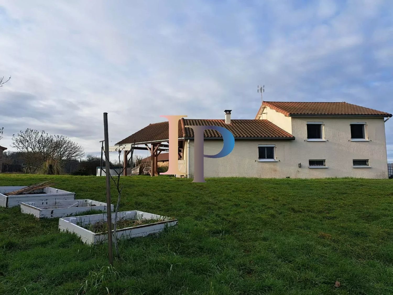 Maison à vendre, 101m², Cuinzier