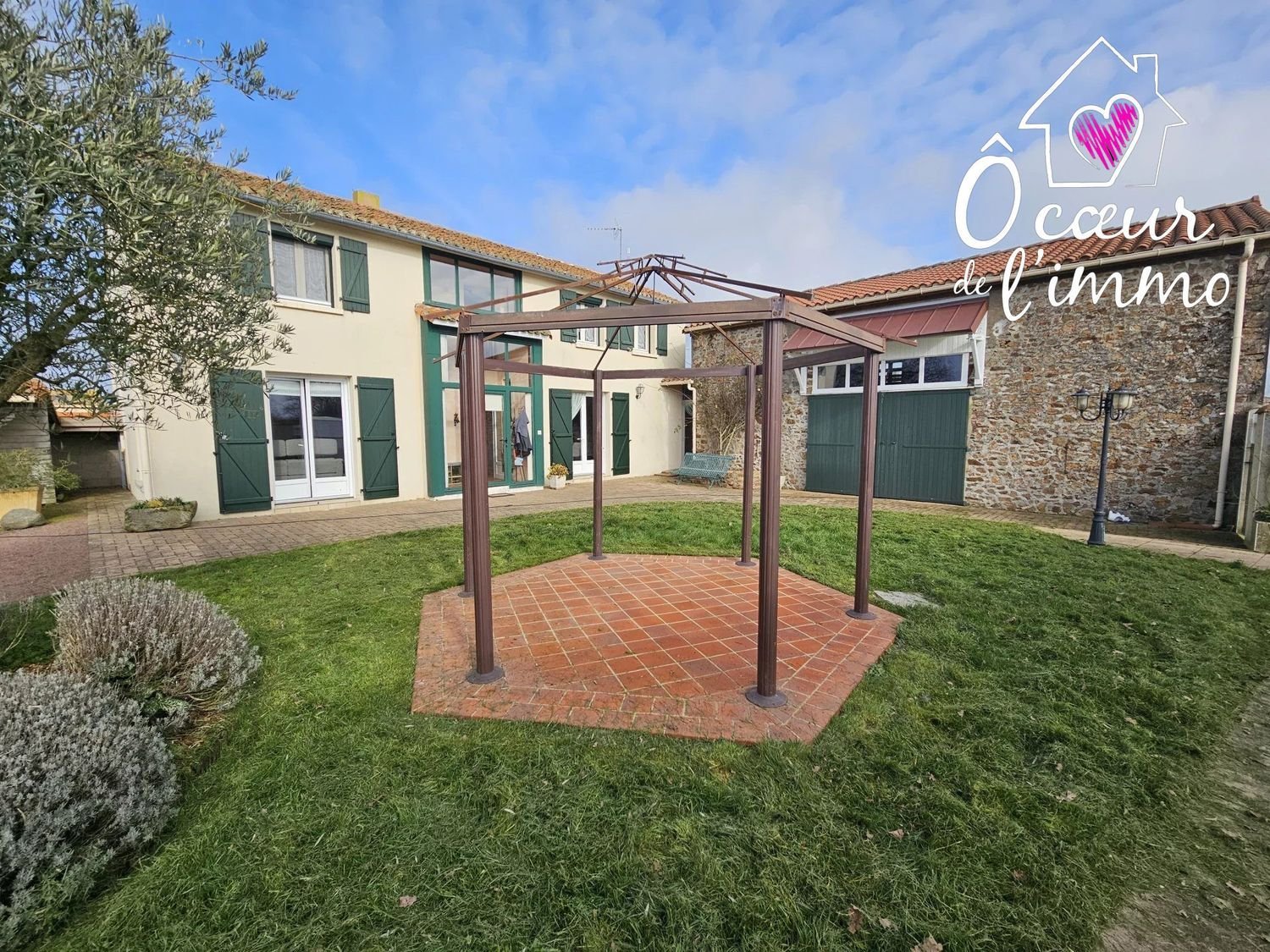 Maison à vendre, 150m², Yzernay