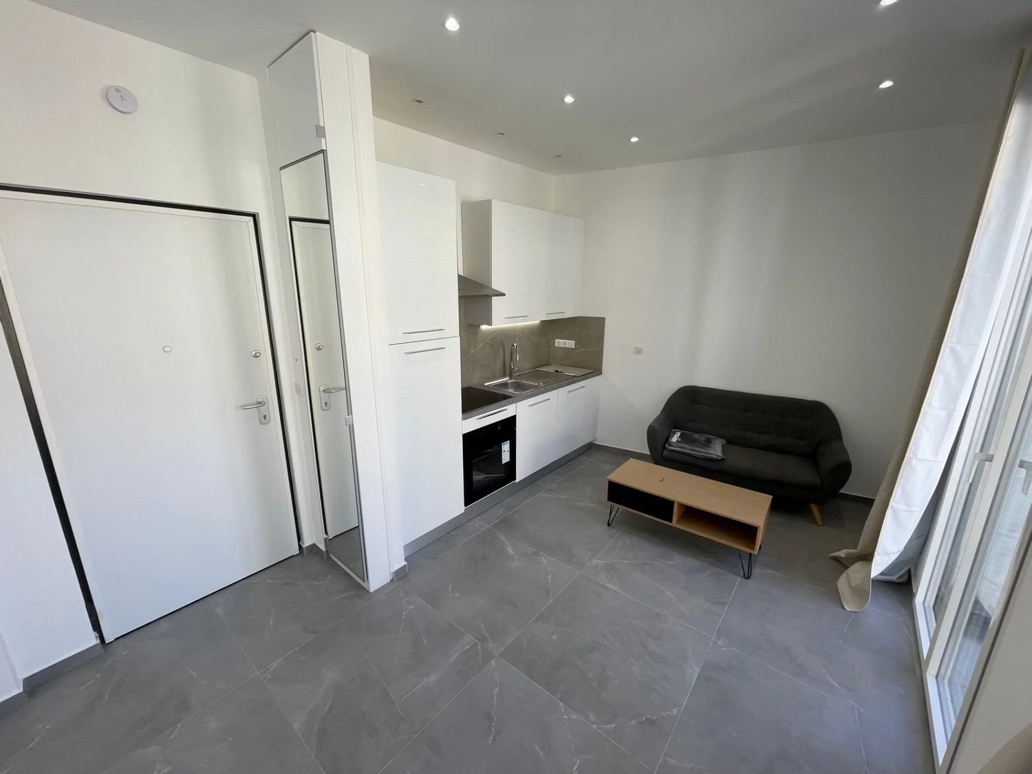 Appartement à louer, 26m², Nice