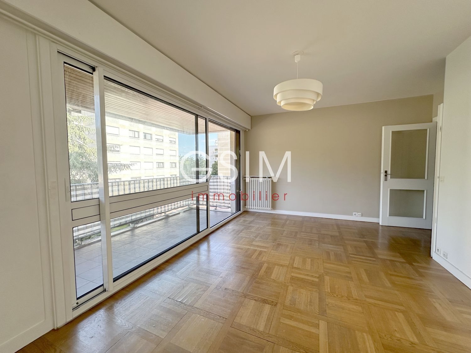 Appartement à louer, 74m², Garches