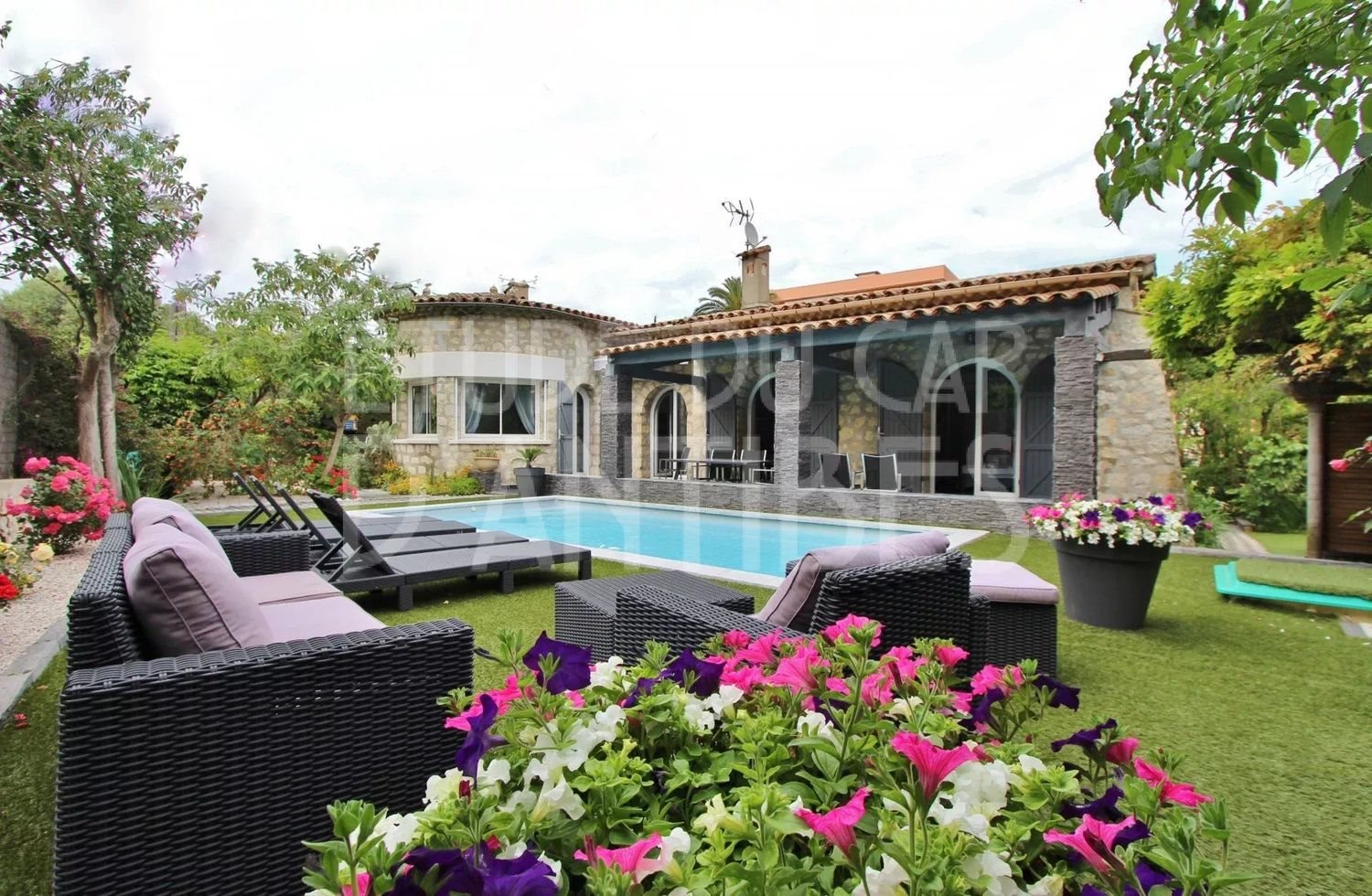 Maison à louer, 140m², Antibes