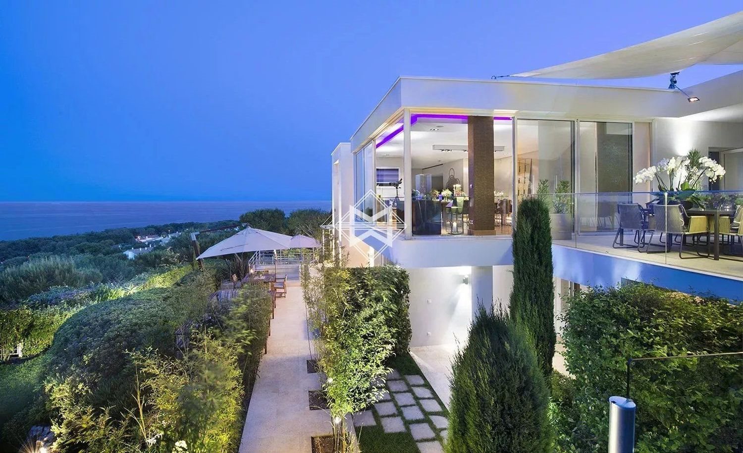 Maison à louer, 600m², Saint-Jean-Cap-Ferrat