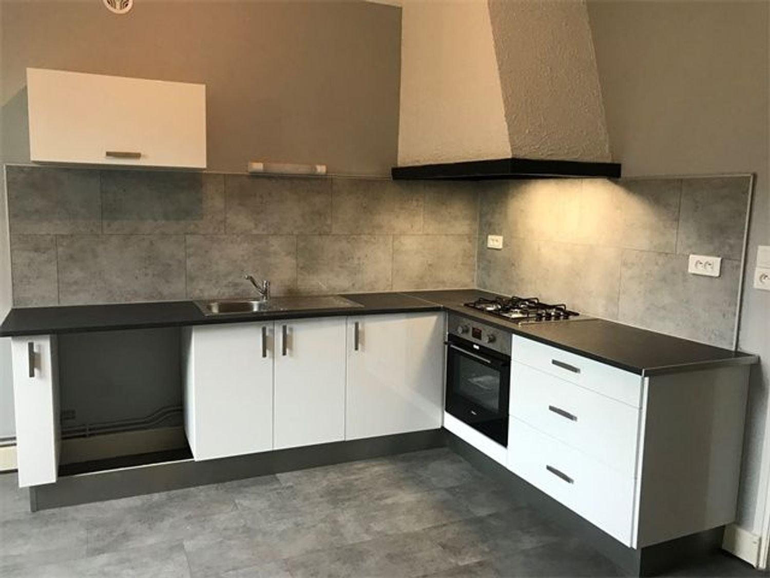 Appartement à louer, 73m², Charmes
