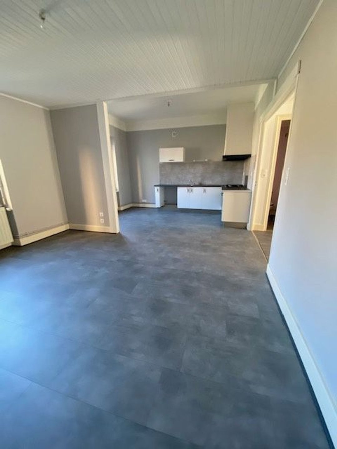 Appartement à louer, 73m², Charmes