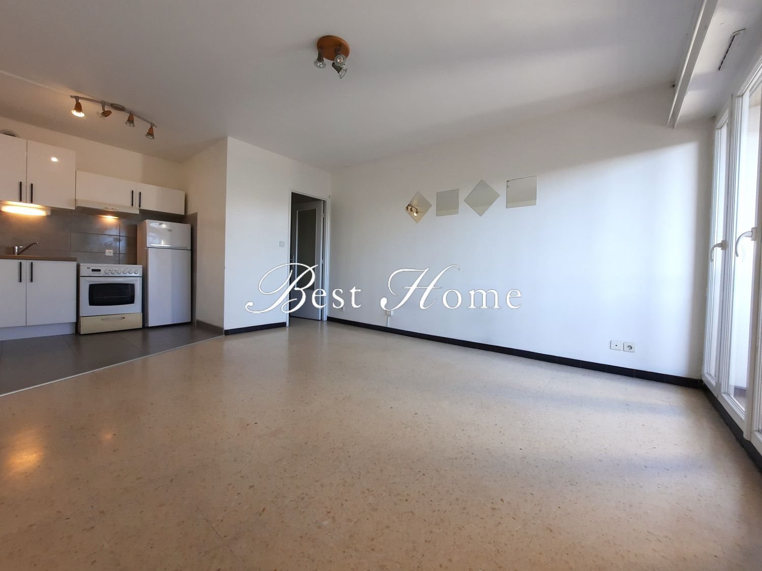 Appartement à vendre, 28m², Nîmes