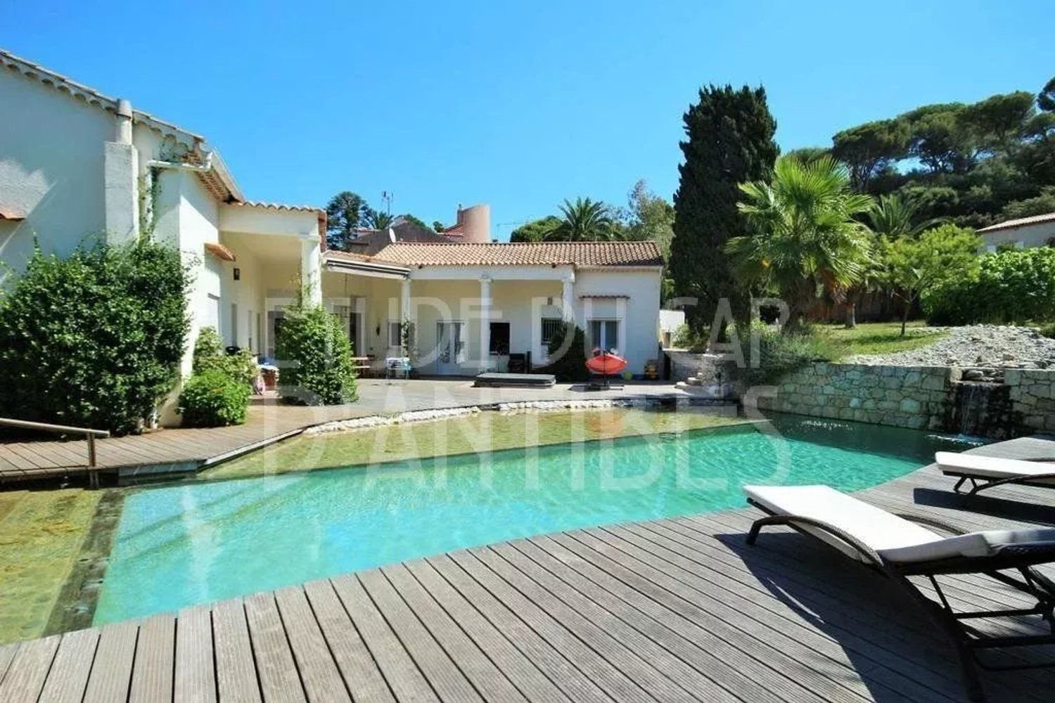 Maison à louer, 200m², Antibes