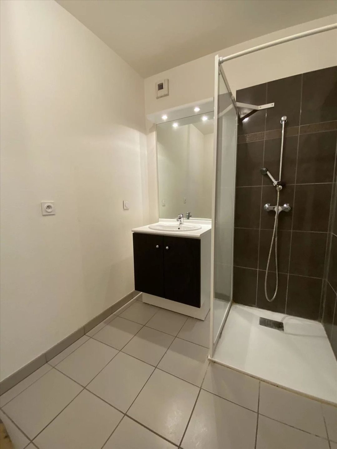 Appartement à louer, 57m², Floirac